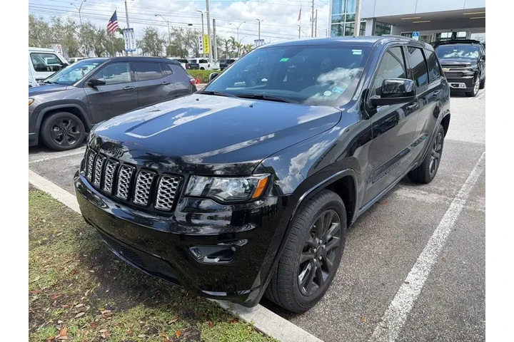 $22900 : Jeep Grand Cherokee 2021 4x2 image 2