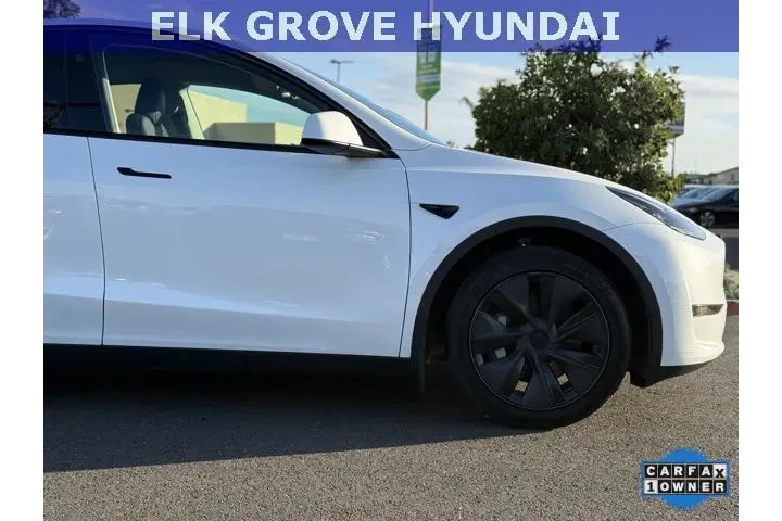 $32569 : Tesla Model Y 2024 Long Rang image 9