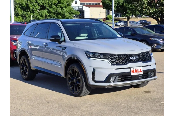 $28593 : Kia Sorento 2023 AWD SX 4dr image 1