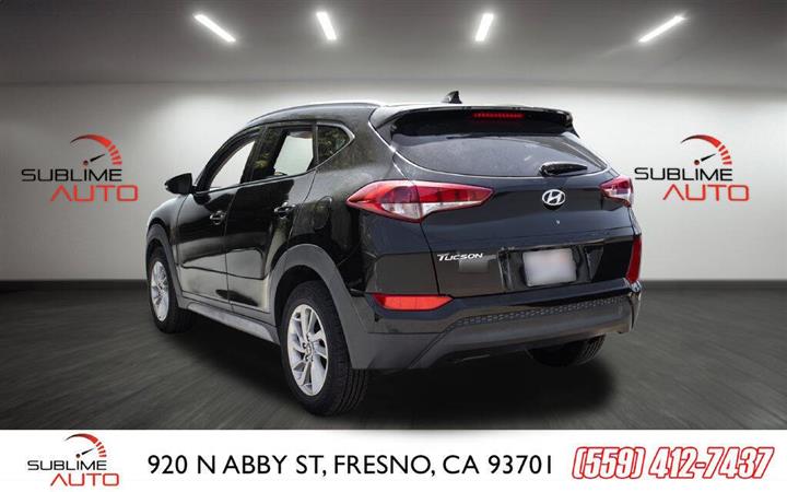 2018 TUCSON image 4