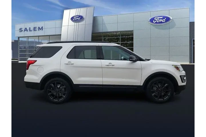 $13442 : Ford Explorer 2017 AWD XLT 4 image 2