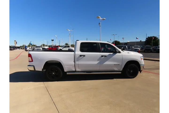 $34999 : Ram 1500 2023 4x4 Big Horn 4 image 8