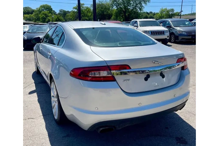 $8500 : 2010 XF image 9