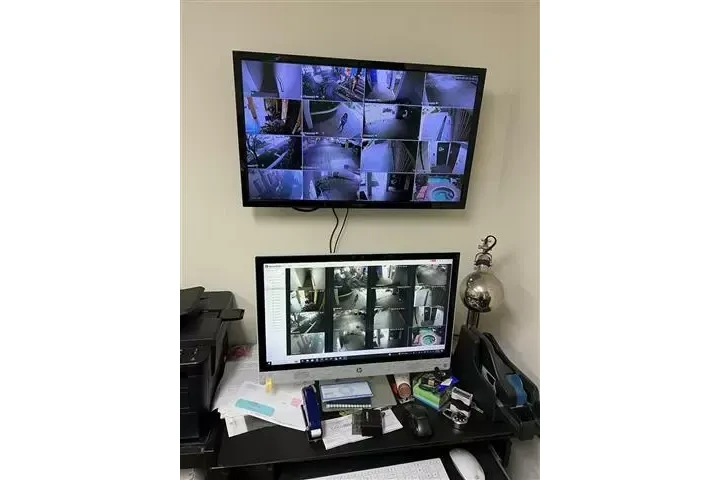 PROMOCION CAMARAS  SEGURIDAD image 7