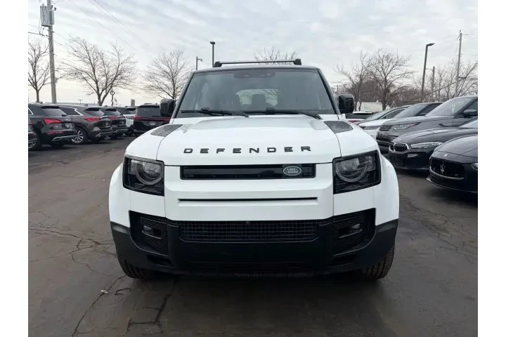 $37995 : 2022 DEFENDER 110 image 5