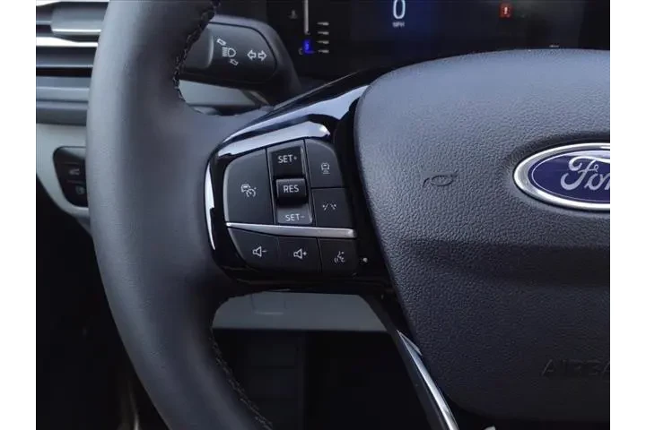 $29100 : Ford Escape Plug-In Hybrid 2 image 8