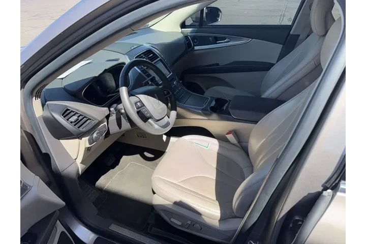 $17998 : Lincoln Nautilus 2019 AWD Re image 2