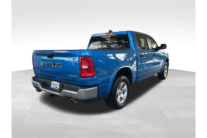 $37151 : Ram 1500 2025 4x4 Big Horn 4 image 3