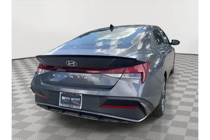 $24488 : Hyundai ELANTRA 2025 SEL Spo image 5