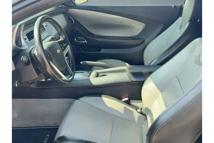 $12898 : Chevrolet Camaro 2015 LT 2dr image 5