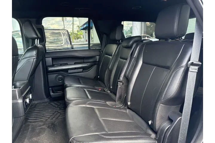 $20991 : Ford Expedition 2021 4x4 XLT image 6