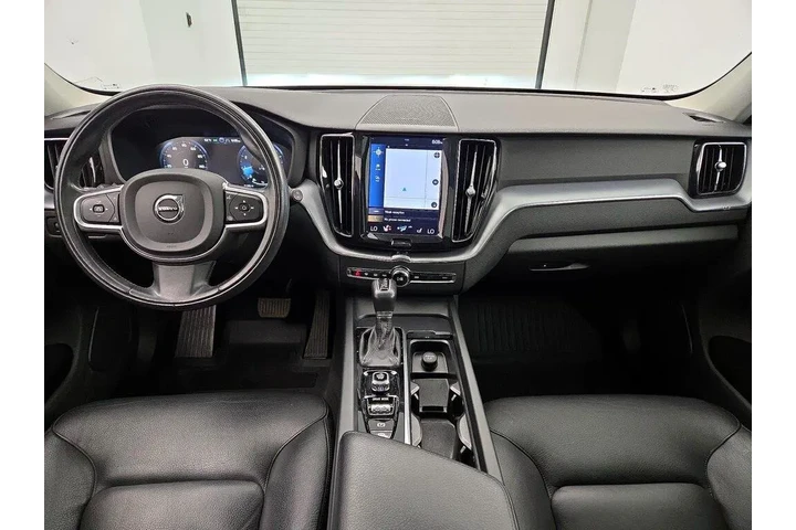 $26998 : Volvo XC60 2020 T5 Momentum image 9