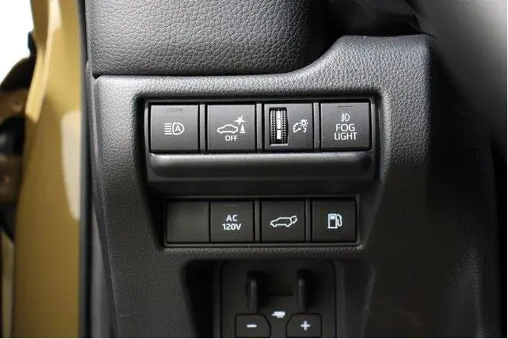 $69999 : Toyota Land Cruiser 2025 4x4 image 10