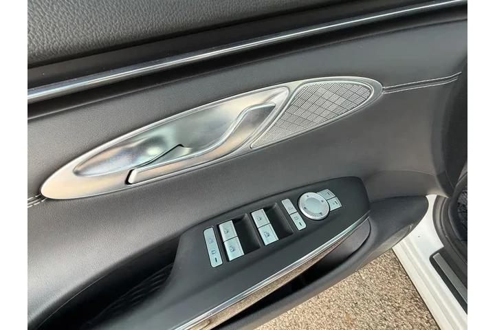 $37995 : Genesis GV70 2025 AWD 2.5T S image 7