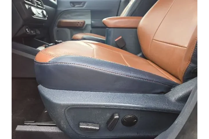 $28949 : Ford Maverick 2023 AWD XL 4d image 6