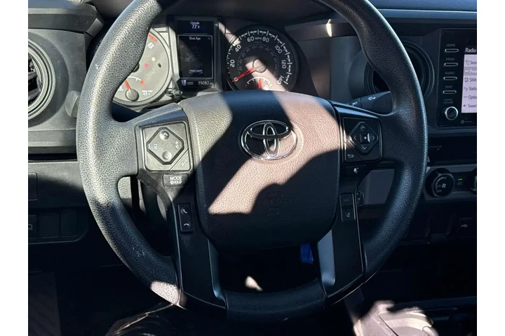 $27980 : Toyota Tacoma 2023 4x2 SR 4d image 9