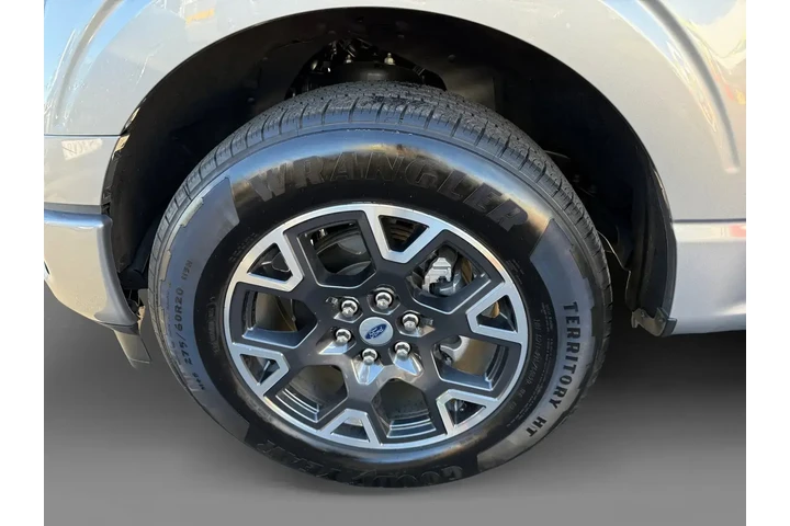 $35360 : Ford F-150 2024 4x2 STX 4dr image 9