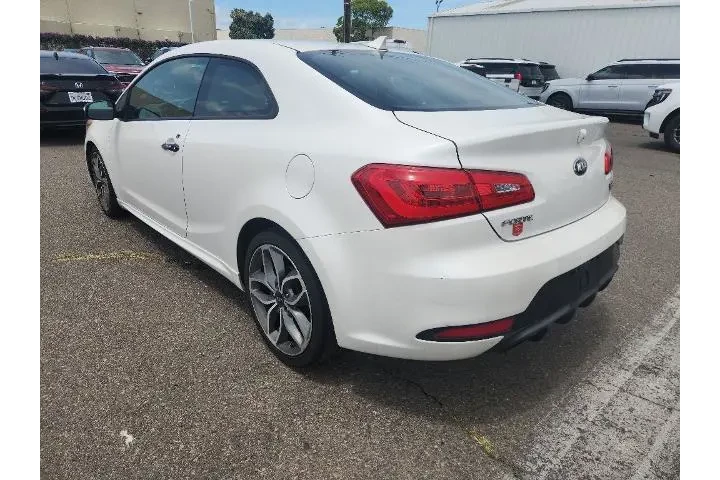 $6991 : Kia Forte Koup 2016 SX 2dr C image 10