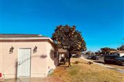 $1190 : SINGLE FAMILY RESIDENCE Downey thumbnail