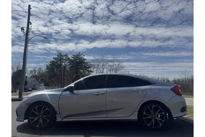 $12999 : 2021 Civic Sport image 8