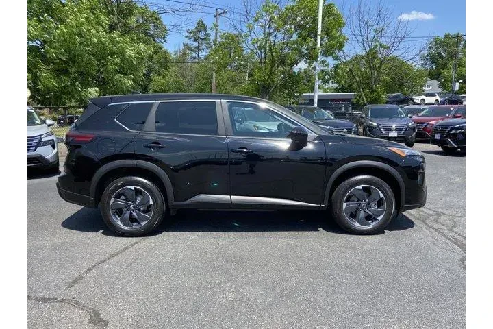 $19222 : Nissan Rogue 2025 AWD SV 4dr image 5