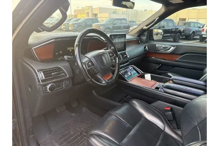 $23500 : Lincoln Navigator L 2018 4x4 image 10