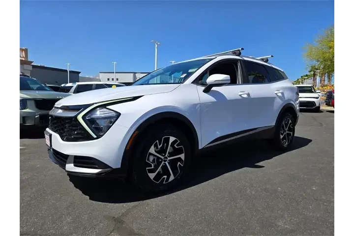 $21988 : Kia Sportage 2023 AWD EX 4dr image 2