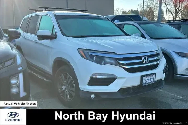 $19990 : Honda Pilot 2017 AWD EX-L 4d image 1