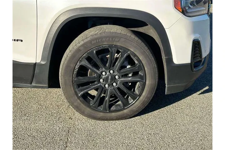 $29959 : GMC Acadia 2022 4x4 SLT 4dr image 5