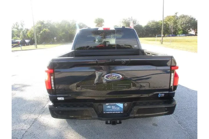 $39495 : Ford F-150 Lightning 2023 AW image 6