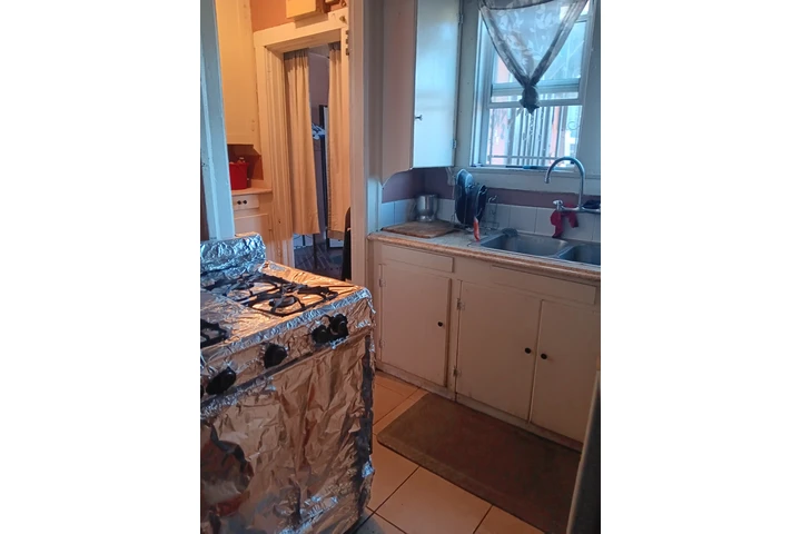 $850 : Sala de Renta image 5