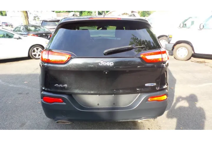 $10900 : 2016 Cherokee Latitude image 9
