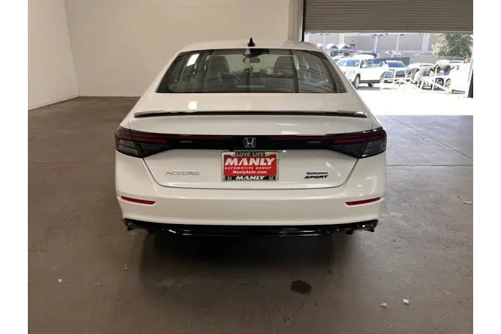 $31562 : Honda Accord Hybrid 2025 Spo image 4