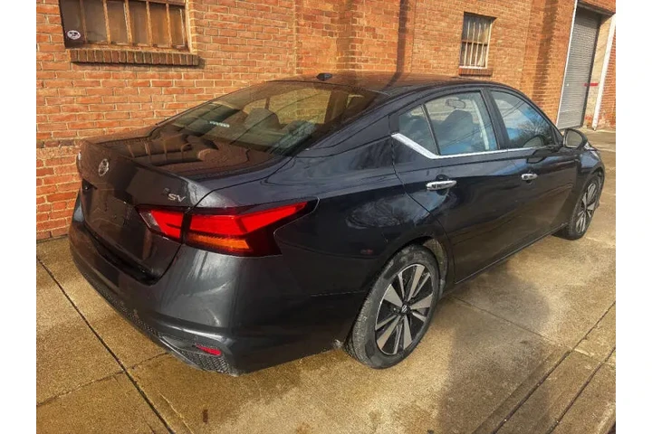 $13000 : 2021 Altima 2.5 SV image 8