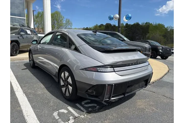 $22991 : Hyundai IONIQ 6 2024 SE 4dr image 6