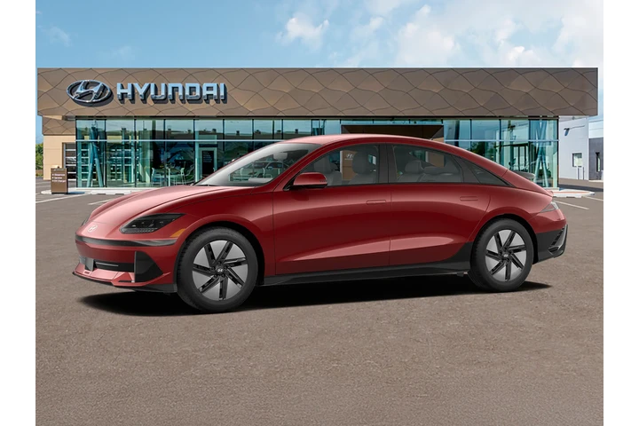 $23990 : Hyundai IONIQ 6 2024 SE 4dr image 2
