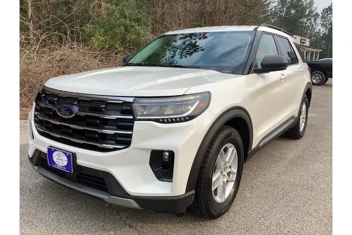 $35021 : Ford Explorer 2025 Active 4d image 3