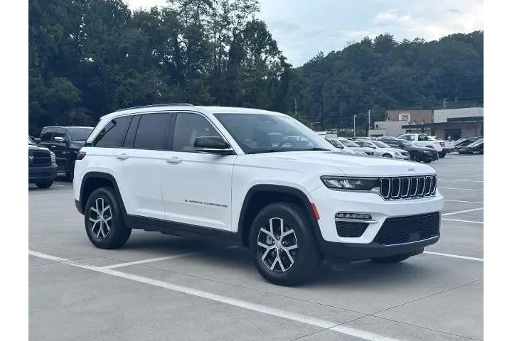 $39950 : Jeep Grand Cherokee 2024 4x4 image 1