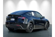 $33997 : Tesla Model Y 2023 AWD 4dr C thumbnail