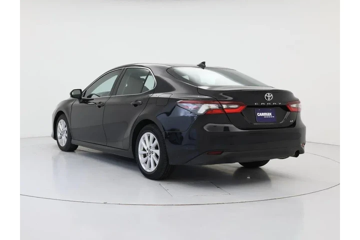 $23998 : Toyota Camry 2024 LE 4dr Sed image 2