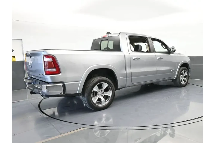$32990 : Ram 1500 2021 4x4 Laramie 4d image 6