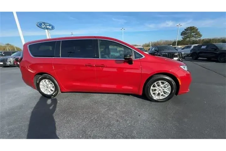 $32990 : Chrysler Pacifica 2025 Selec image 9