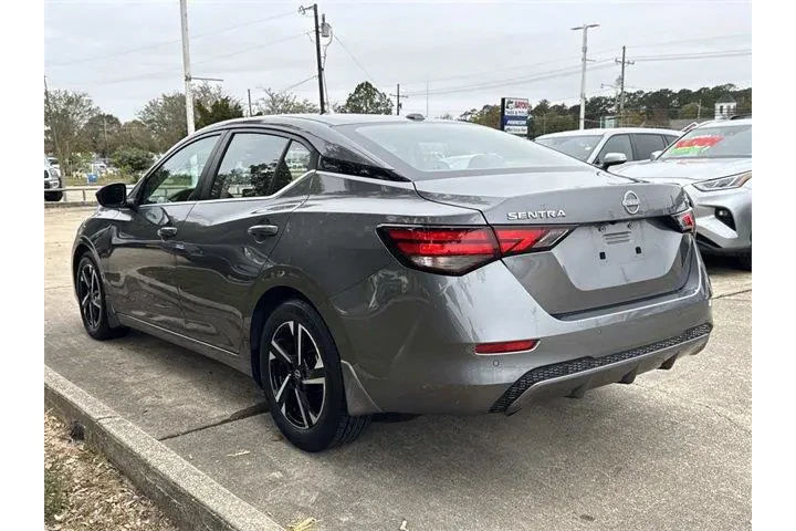 $18775 : Nissan Sentra 2024 SV 4dr Se image 4