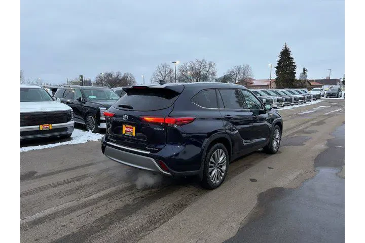 $40000 : Toyota Highlander Hybrid 202 image 3