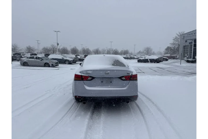 $22951 : Nissan Altima 2024 2.5 SR 4d image 4