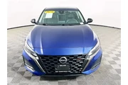 $20500 : Nissan Altima 2024 2.5 SR 4d thumbnail
