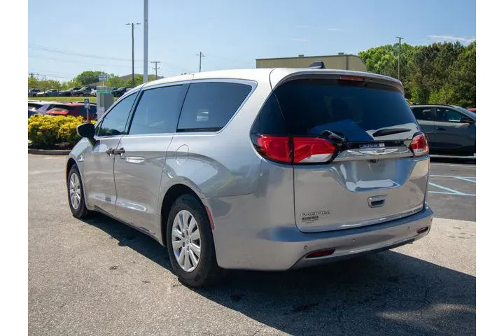 $10898 : Chrysler Pacifica 2018 L 4dr image 10