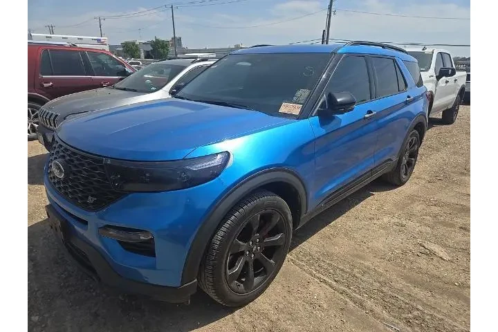 $35781 : Ford Explorer 2023 AWD ST 4d image 2