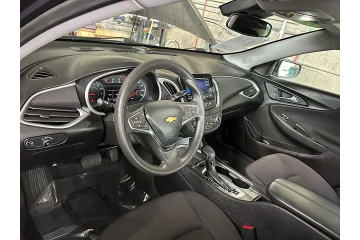 $20995 : Chevrolet Malibu 2023 LT 4dr image 10