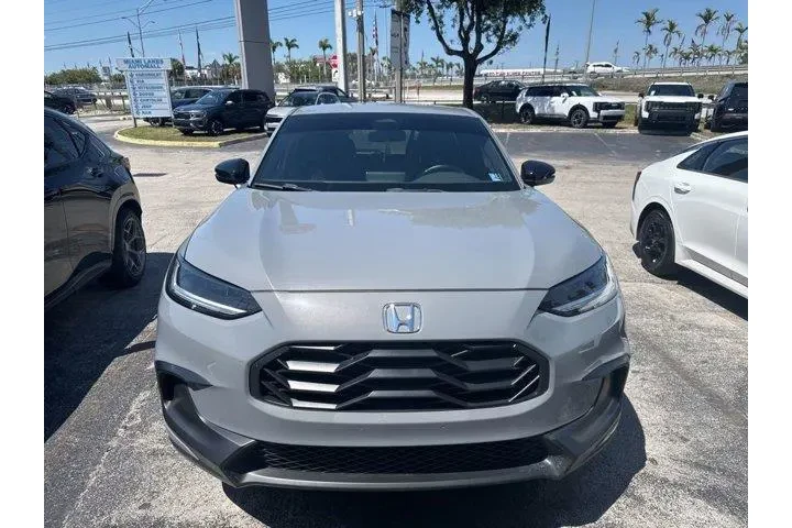 $22991 : Honda HR-V 2024 AWD Sport 4d image 2